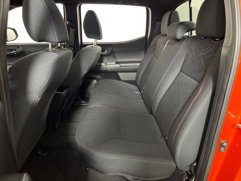 Certified 2018 Toyota Tacoma TRD Sport RWD image 13
