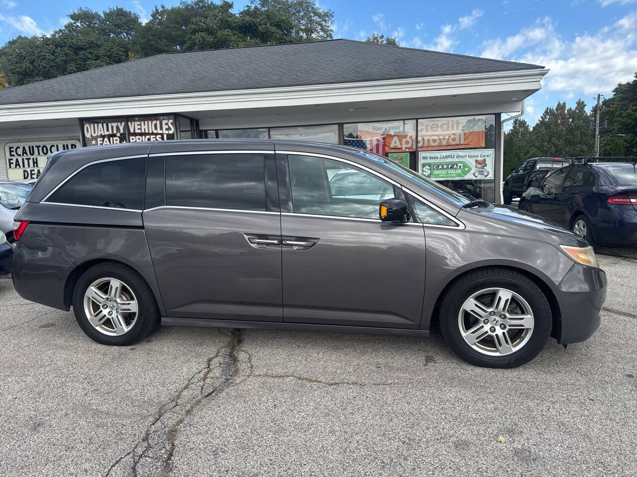 Used 2012 Honda Odyssey Touring Elite image 6