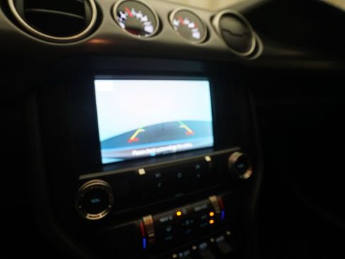 Used 2022 Ford Mustang Shelby GT500 w/ Technology Package RWD image 19