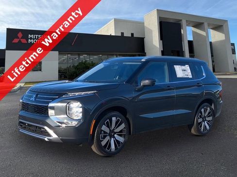 New 2026 Mitsubishi Outlander SEL FWD image 1