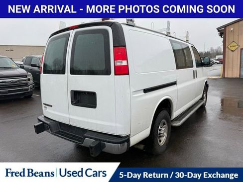Used 2021 Chevrolet Express 2500 w/ Driver Convenience Package image 11