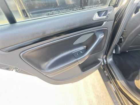 Used 2014 Volkswagen Jetta SE image 18