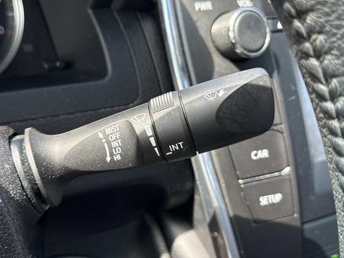 Used 2017 Toyota Camry SE FWD image 25