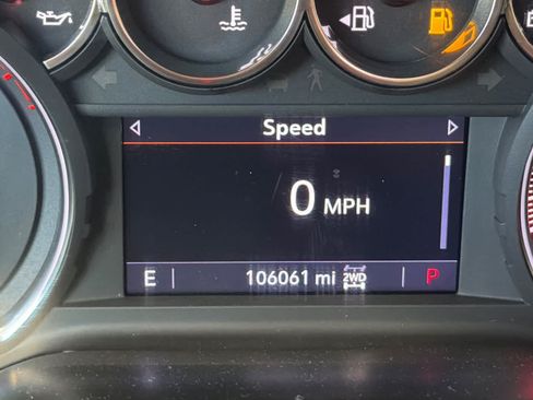Used 2019 Chevrolet Silverado 1500 LT Trail Boss w/ Convenience Package AWD/4WD image 26