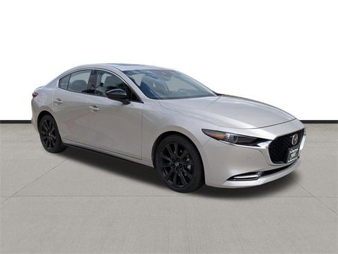 Certified 2023 MAZDA MAZDA3 2.5 Turbo Sedan w/Premium Plus image 3