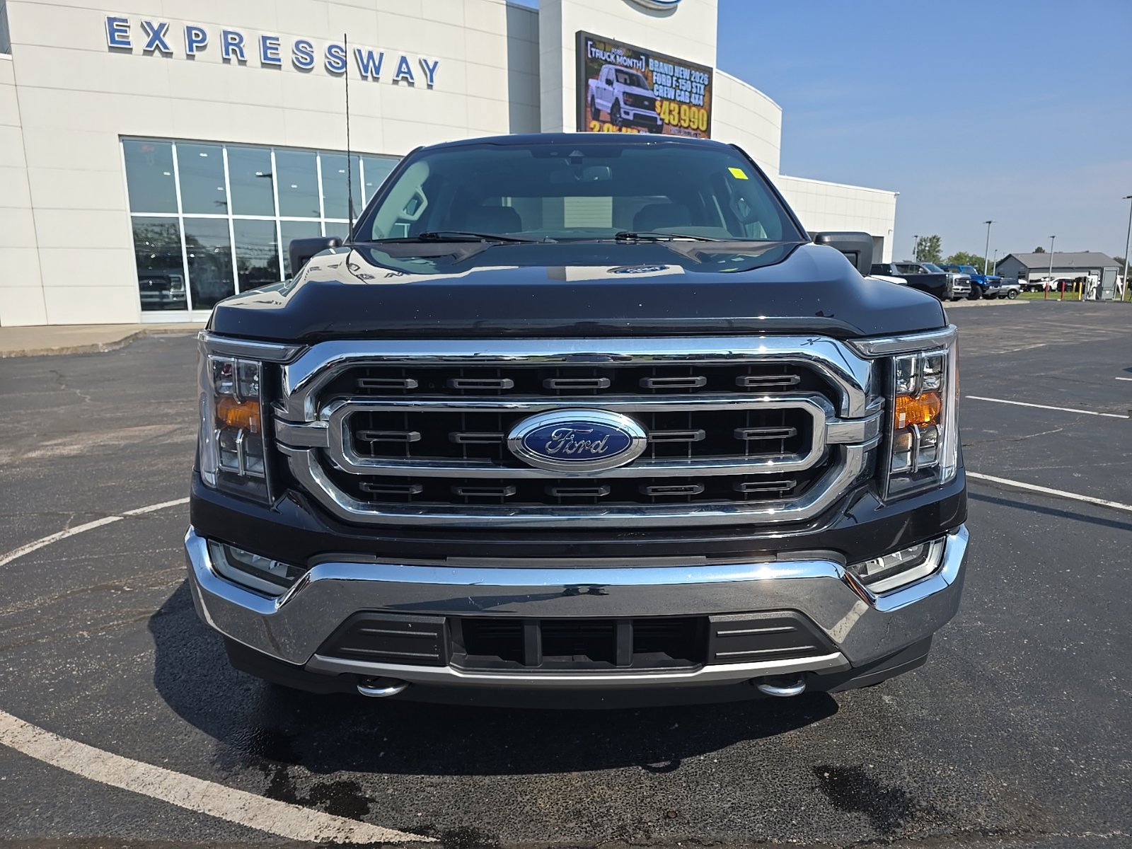 Used 2021 Ford F150 XLT w/ Equipment Group 302A High AWD/4WD image 2