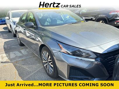 Used 2025 Nissan Altima 2.5 SV