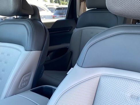 New 2026 Kia EV9 Wind AWD/4WD image 13