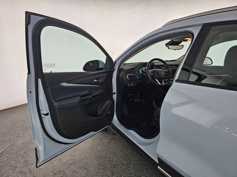 Used 2023 Chevrolet Bolt EUV Premier w/ Sun & Sound Package image 18