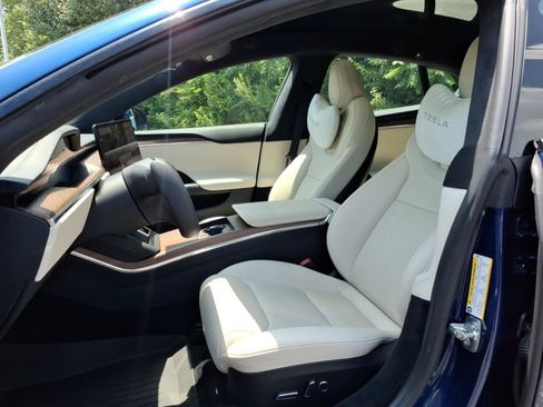 Used 2022 Tesla Model S AWD/4WD image 16