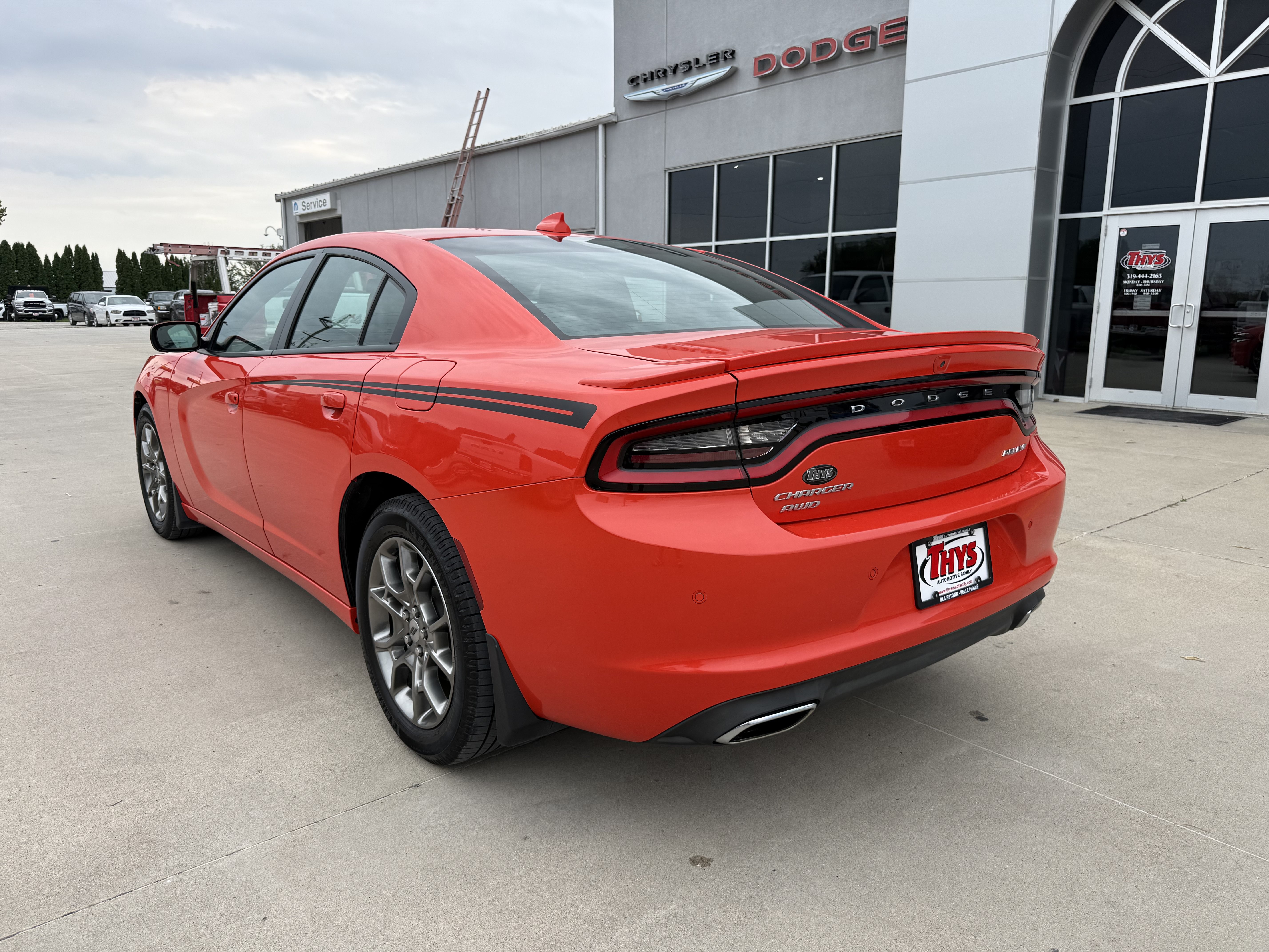 Used 2017 Dodge Charger SXT w/ AWD Plus Group image 40