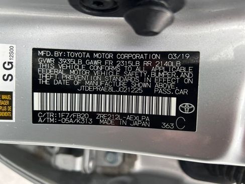 Used 2020 Toyota Corolla LE image 18