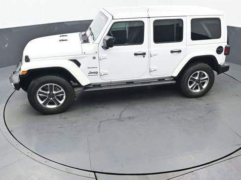 Used 2023 Jeep Wrangler Sahara w/ Cold Weather Group image 40