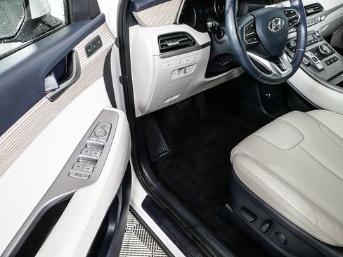 Used 2021 Hyundai Palisade SEL w/ Premium Package image 9