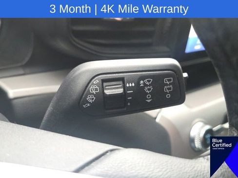 Used 2023 Ford Explorer XLT AWD/4WD image 42