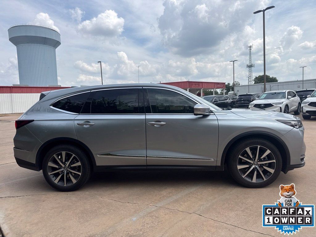 Used 2026 Acura MDX w/ Technology Package FWD image 4