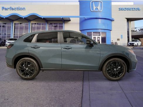 New 2026 Honda HR-V Sport image 8