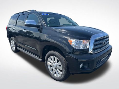 Certified 2017 Toyota Sequoia Platinum AWD/4WD image 7