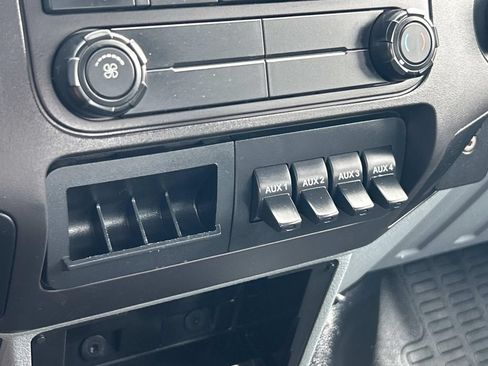Used 2015 Ford F350 XL w/ Trailer Tow Package AWD/4WD image 33