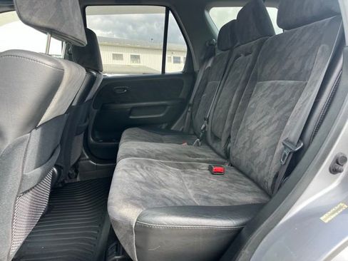 Used 2004 Honda CR-V EX image 11