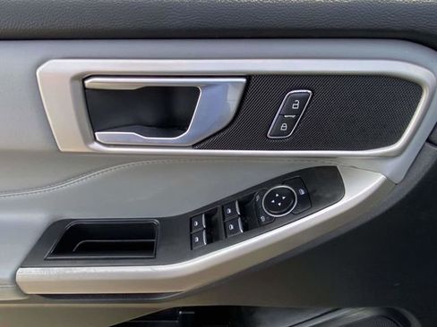 Used 2023 Ford Explorer XLT w/ Equipment Group 202A image 15