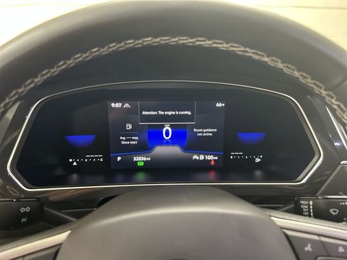 Certified 2023 Volkswagen Tiguan SE R-Line image 13