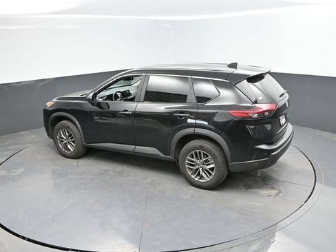 Used 2024 Nissan Rogue S AWD/4WD image 40