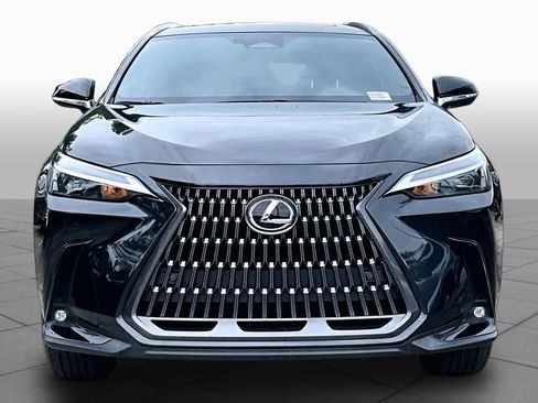 Used 2024 Lexus NX 250 FWD image 4