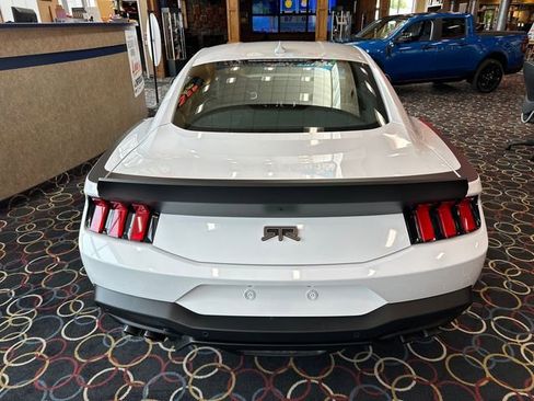 New 2025 Ford Mustang GT Premium w/ GT Performance Package image 9