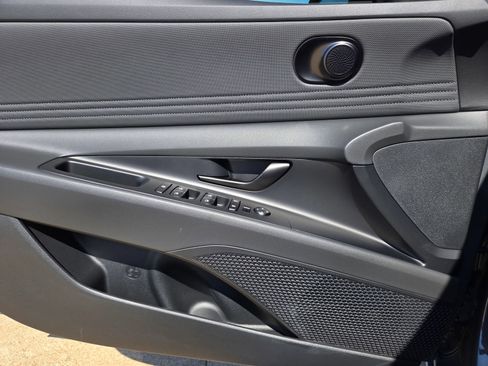New 2026 Hyundai Elantra SEL Sport Premium FWD image 18