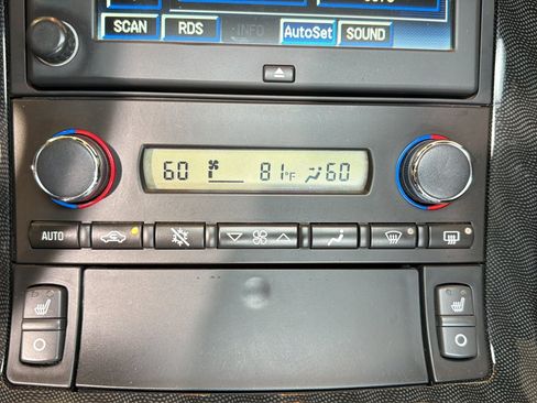 Used 2013 Chevrolet Corvette Coupe w/ 3LT Preferred Equipment Group RWD image 28