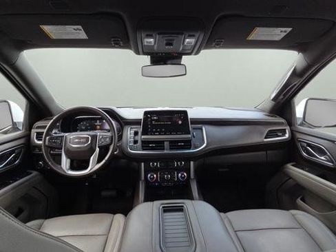 Used 2023 GMC Yukon SLT image 26