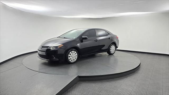 Used 2016 Toyota Corolla LE FWD image 2