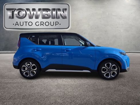 Used 2025 Kia Soul EX image 3