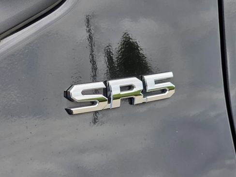 Used 2023 Toyota Tundra SR5 w/ SR5 Premium Package image 31