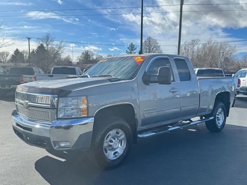 Used 2009 Chevrolet Silverado 2500 W/T image 12