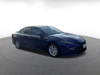 Used 2025 Toyota Camry LE video 2