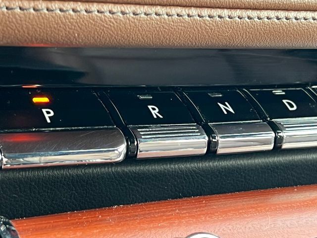 Used 2024 Lincoln Aviator Reserve w/ Equipment Group 201A AWD/4WD image 30