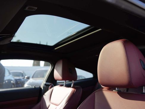 Used 2023 BMW 430i Coupe image 12