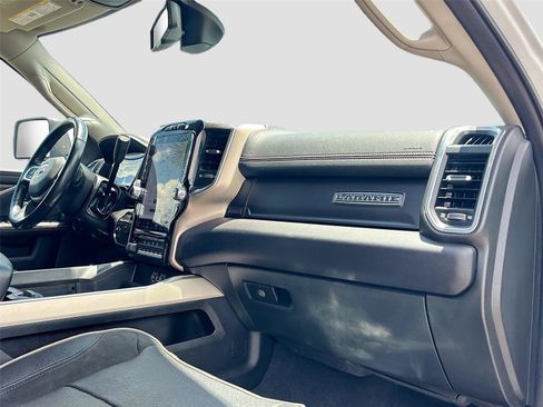 Used 2023 RAM 2500 Laramie AWD/4WD image 29