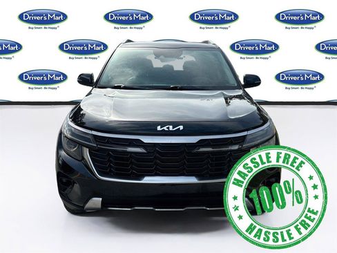 Used 2024 Kia Seltos EX FWD image 2