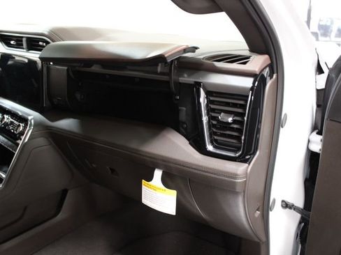 New 2026 GMC Sierra 2500 Denali w/ Denali Reserve Package image 29