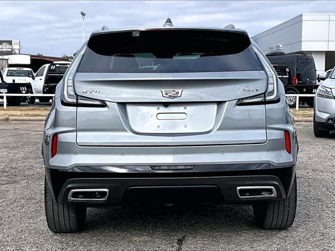 Used 2024 Cadillac XT4 Sport image 4