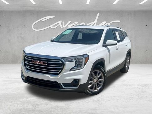 Used 2024 GMC Terrain SLT FWD image 1