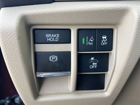 Used 2017 Acura MDX SH-AWD w/ Technology Package image 23