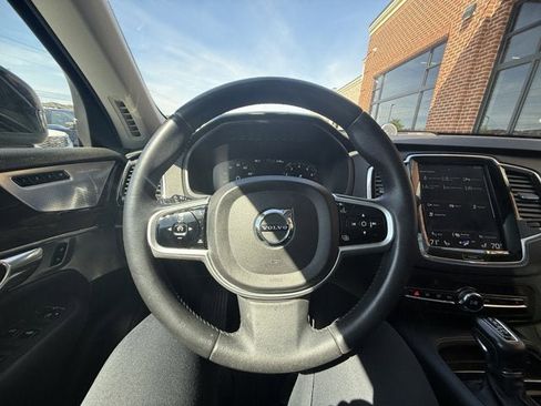 Used 2018 Volvo XC90 T6 Momentum w/ Convenience Package AWD/4WD image 22
