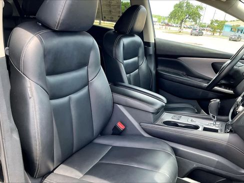 Used 2023 Nissan Murano SV FWD image 12