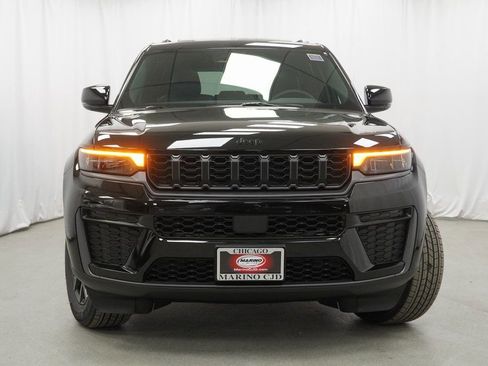 New 2026 Jeep Grand Cherokee Altitude AWD/4WD image 7