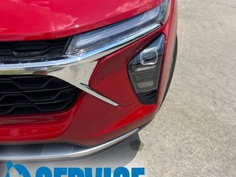 New 2026 Chevrolet Trax LT FWD image 12