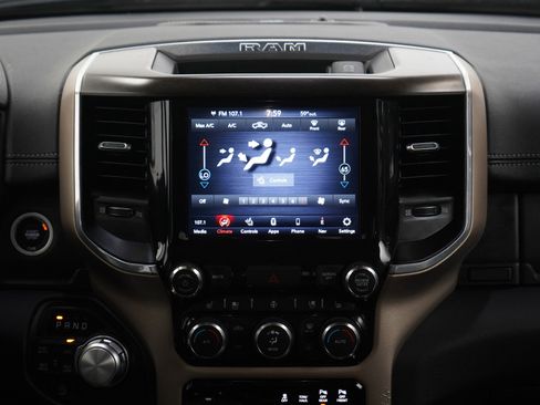 Used 2021 RAM 1500 Laramie AWD/4WD image 15